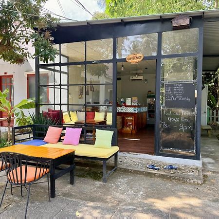 Ferienwohnung Eden House & Coffee Con Dao Chi Khu Co Ong Exterior foto